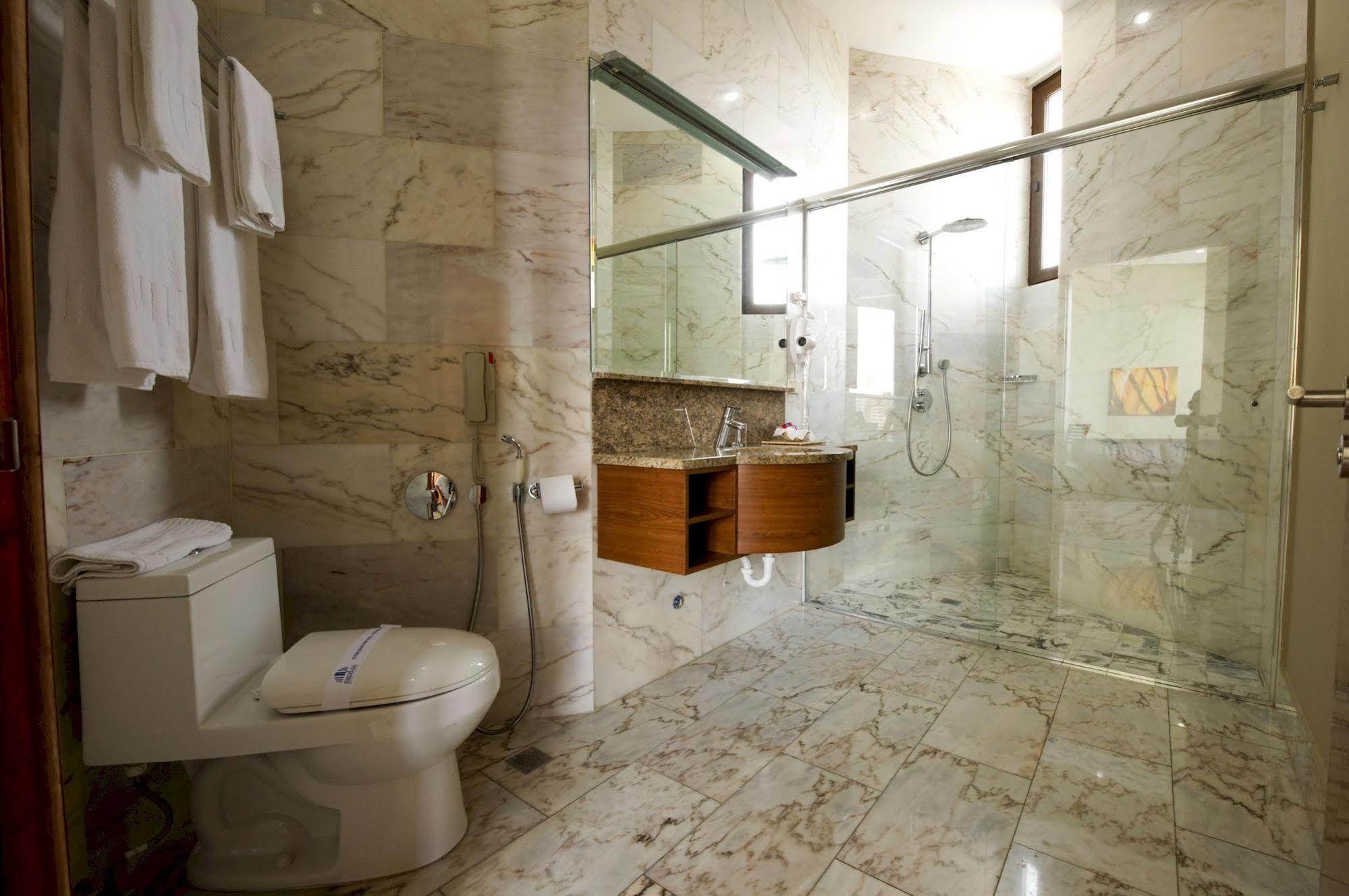 Torres De Alba Hotel & Suites Panama City Exterior photo